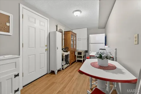 $649,900 | 1102 Lakeview Drive, Pacific, MO 63069