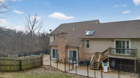 $649,900 | 1102 Lakeview Drive, Pacific, MO 63069