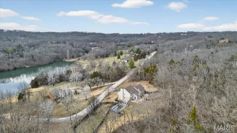 $649,900 | 1102 Lakeview Drive, Pacific, MO 63069