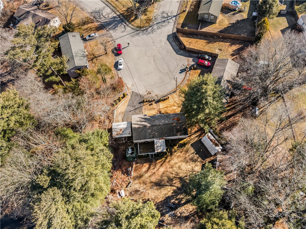 10 Colonial Road Coventry, RI 02816 - Photo 2 of 12