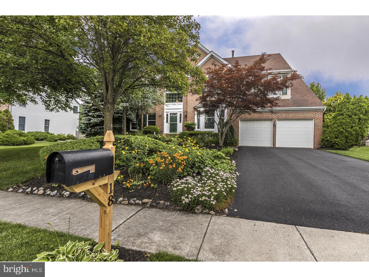 18 Brookwood Road Mount Laurel, NJ 08054 - Photo 1 of 25 Exterior Front