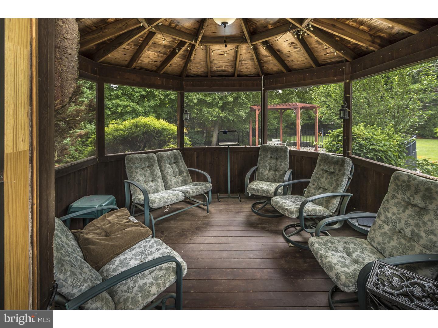 18 Brookwood Road Mount Laurel, NJ 08054 - Photo 21 of 25 Enclosed Porch