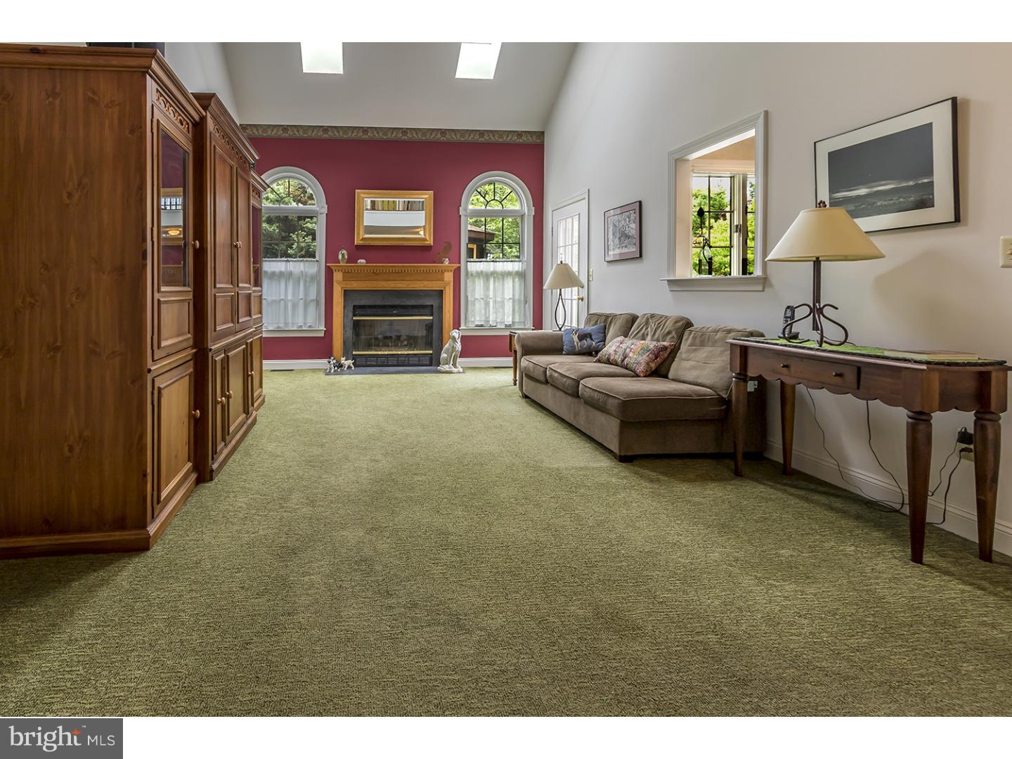 18 Brookwood Road Mount Laurel, NJ 08054 - Photo 10 of 25 Family Room
