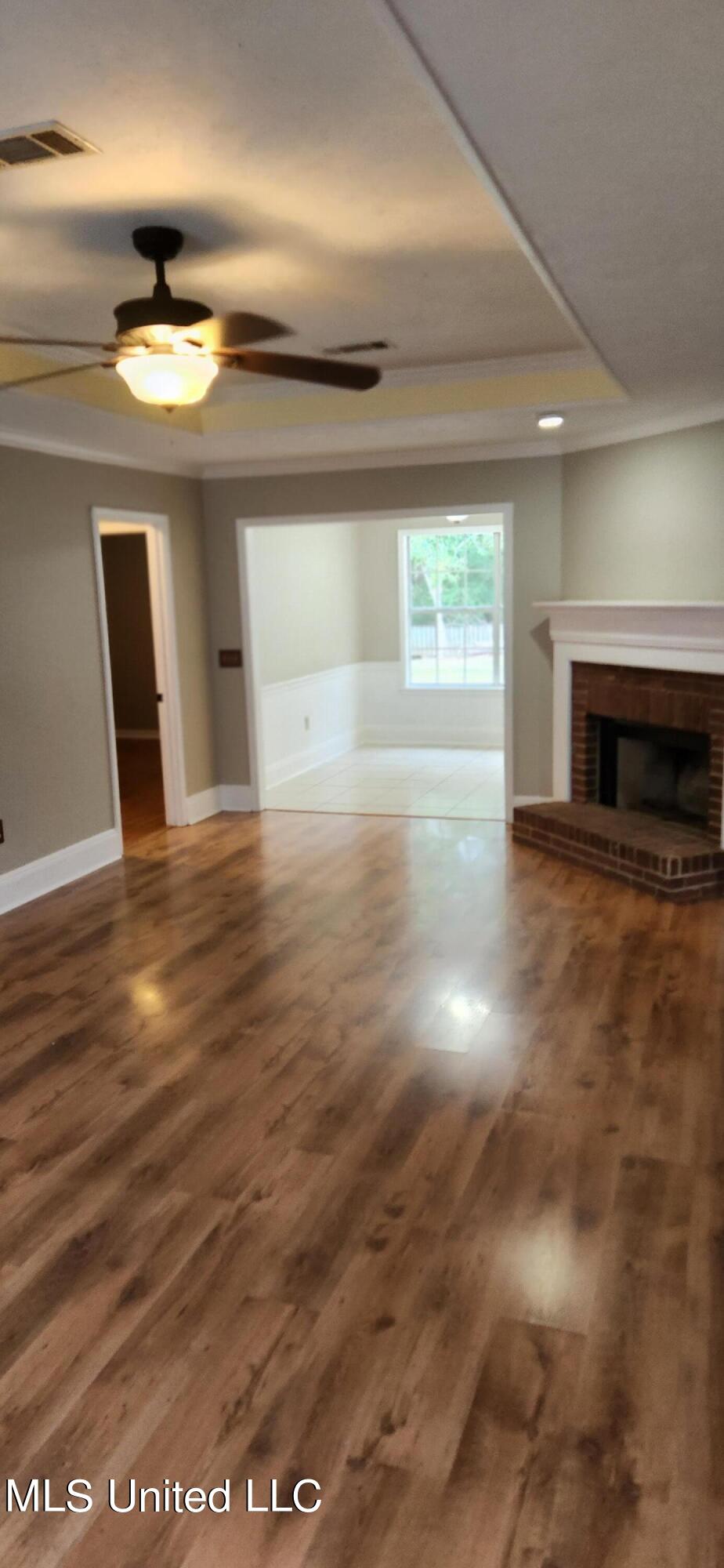 209 Azalea Circle Madison, MS 39110 - Photo 5 of 10 20231005_143314
