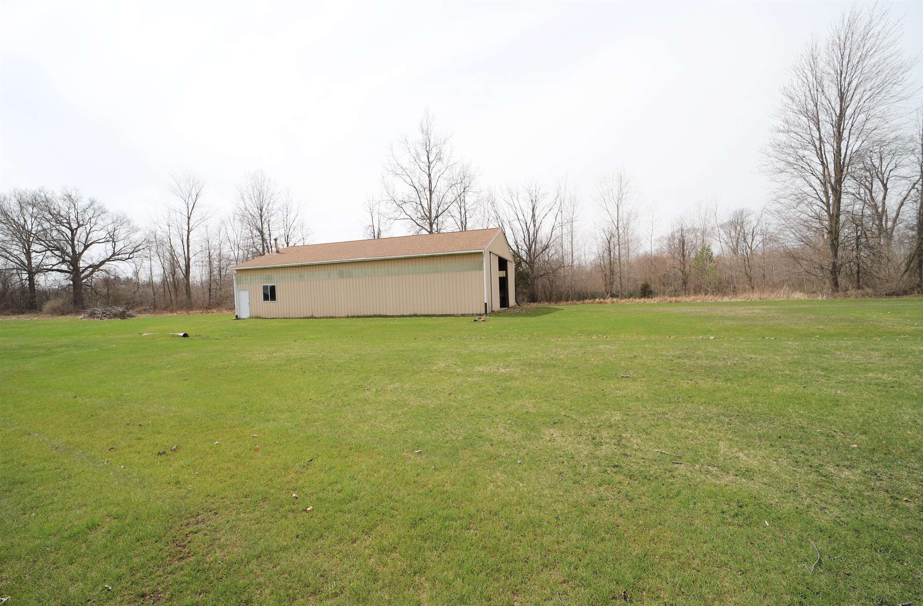 11311 Farrand Road Montrose, MI 48457 - Photo 3 of 44 Gallery Image 3