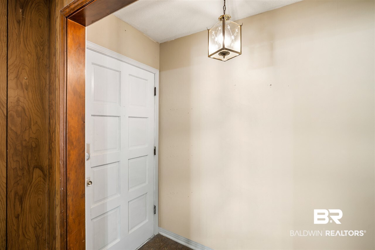 107 Bay View Drive Daphne, AL 36526 - Photo 13 of 23