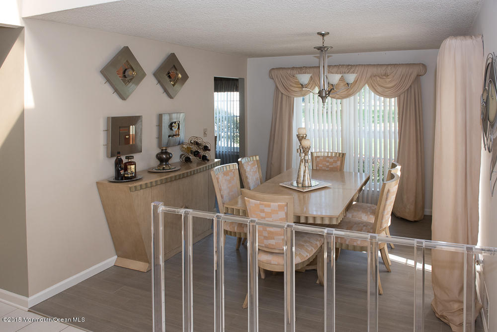107 Almond Road Freehold, NJ 07728 - Photo 13 of 36 c21 (11 of 40)