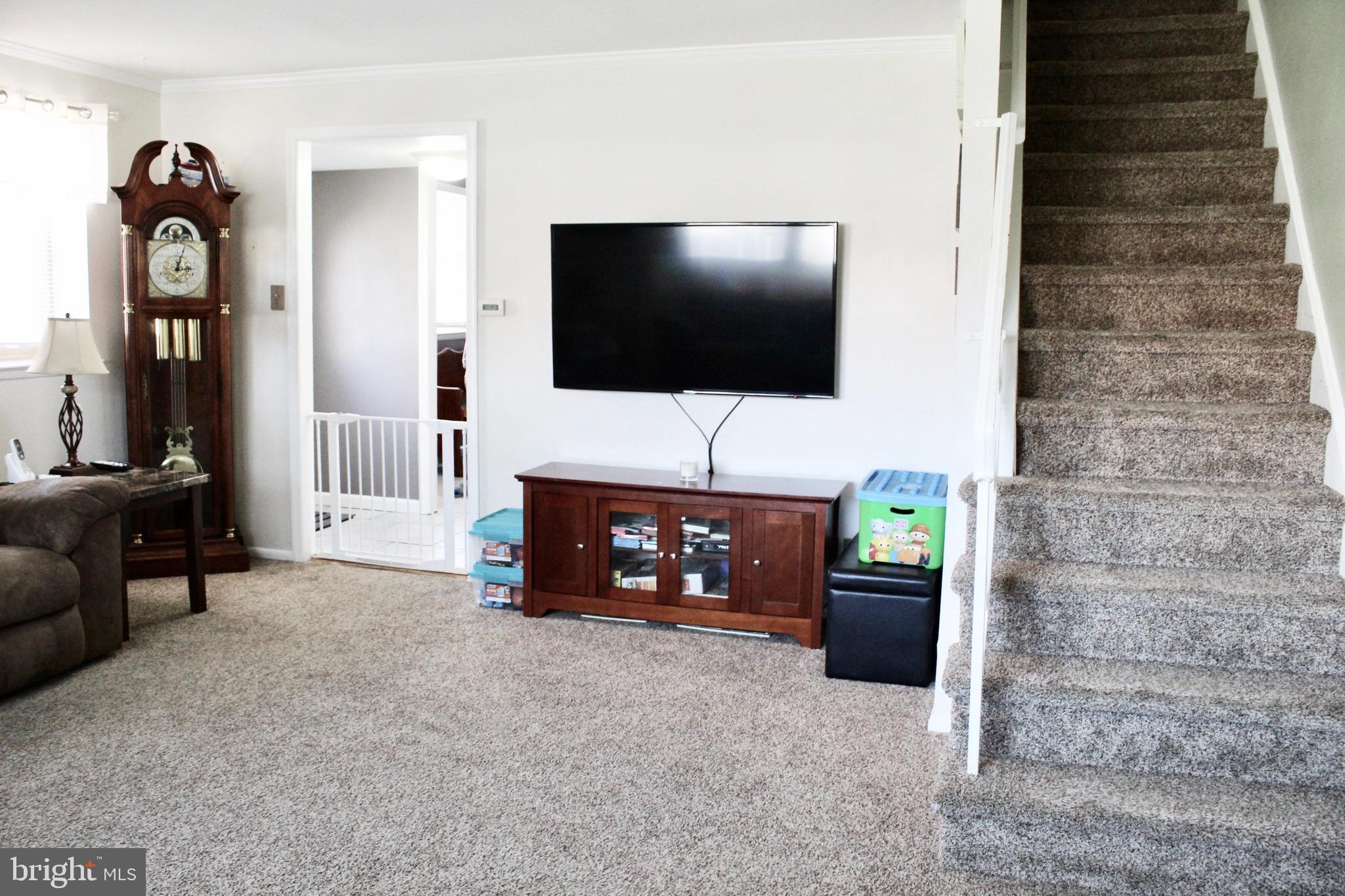 11864 Sewell Road Philadelphia, PA 19116 - Photo 9 of 27