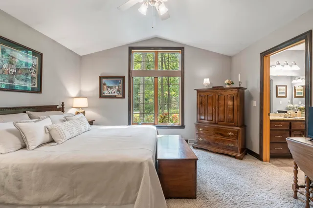 $739,900 | 7068 Lone Oak Lane, Sobieski, WI 54171