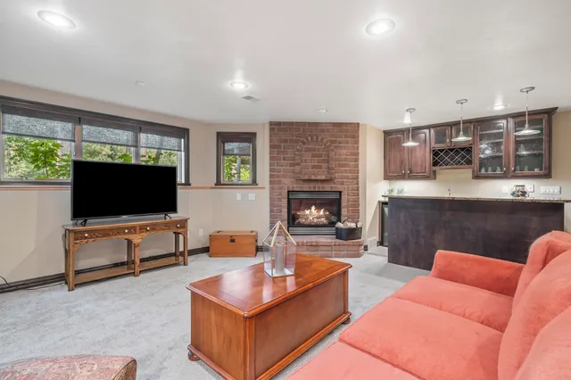 $739,900 | 7068 Lone Oak Lane, Sobieski, WI 54171