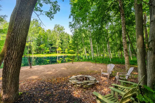 $739,900 | 7068 Lone Oak Lane, Sobieski, WI 54171