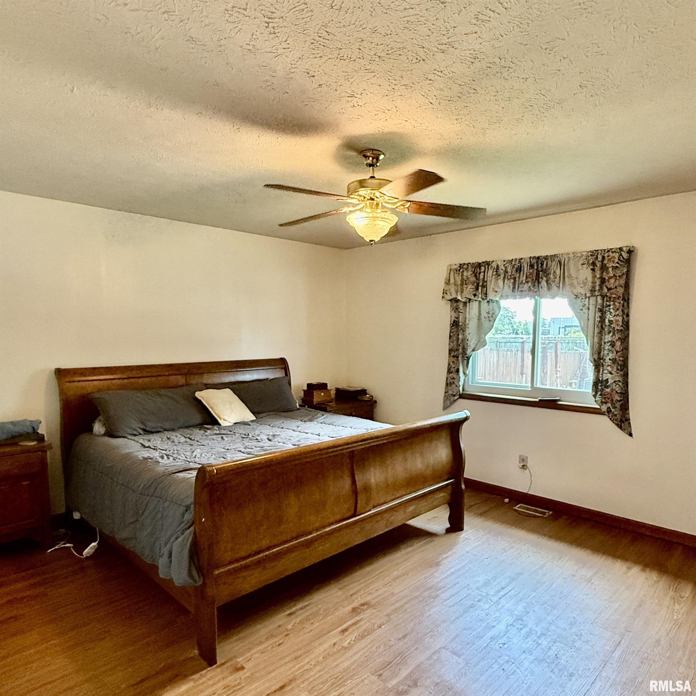 2536 Charlack Avenue Springfield, IL 62704 - Photo 8 of 21