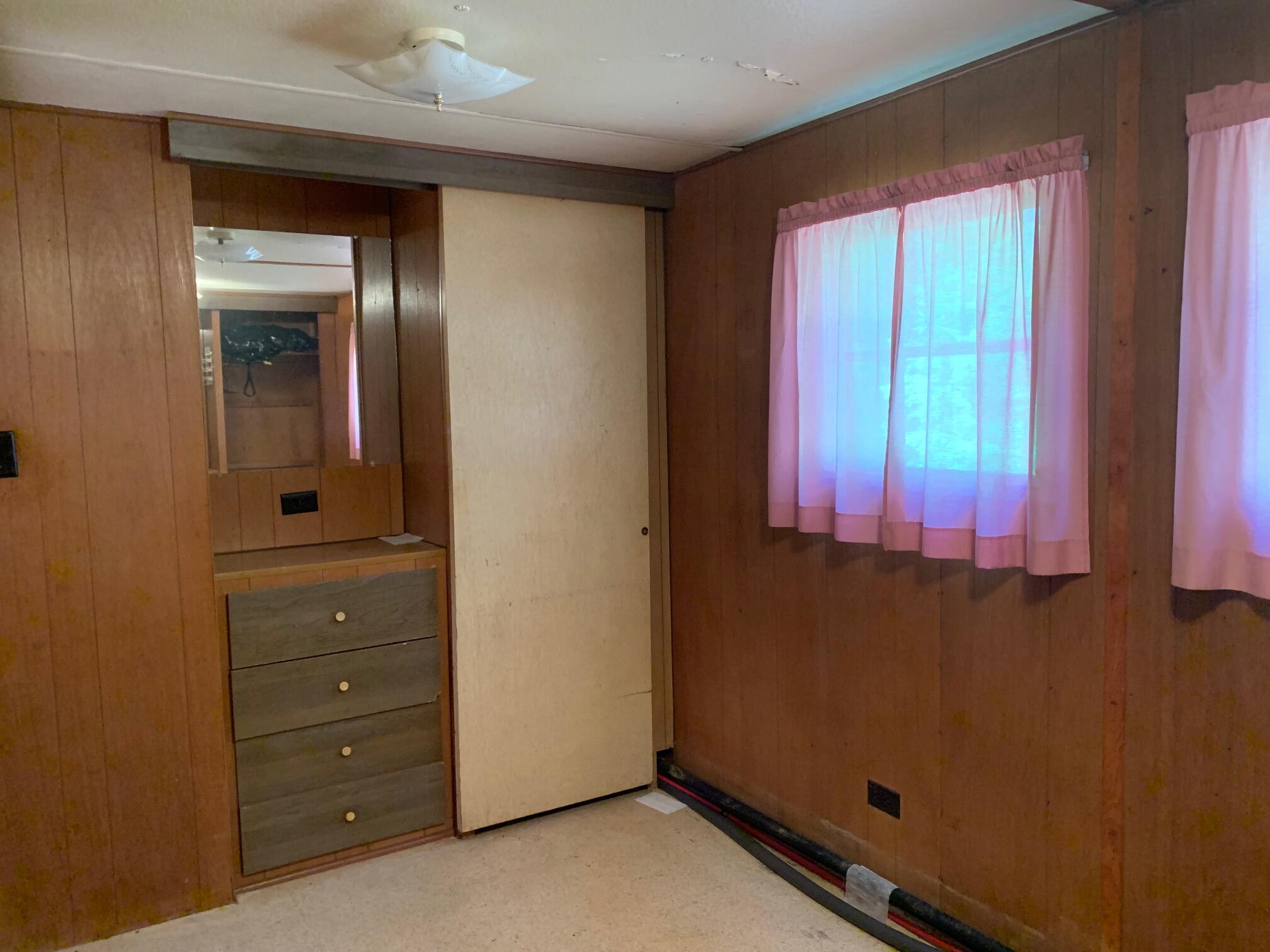 8861 North Whitefish Point Road Paradise, MI 49768 - Photo 10 of 23 Gallery Image 10