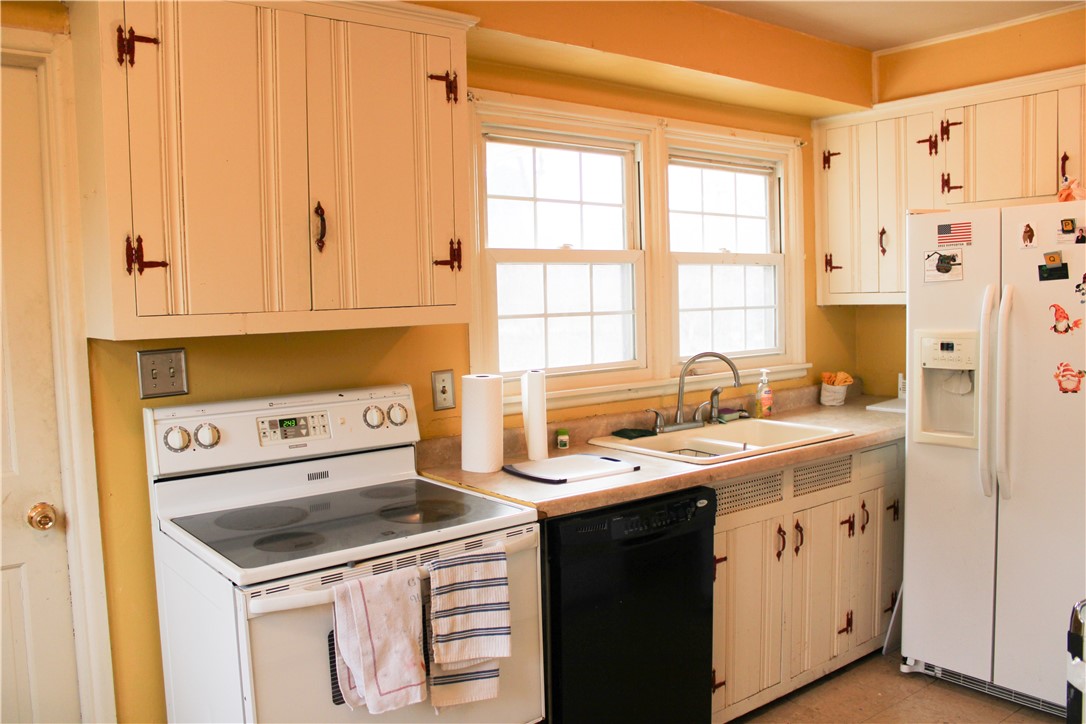 3870 East Park Lane Decatur, IL 62521 - Photo 17 of 29 Gallery Image 17
