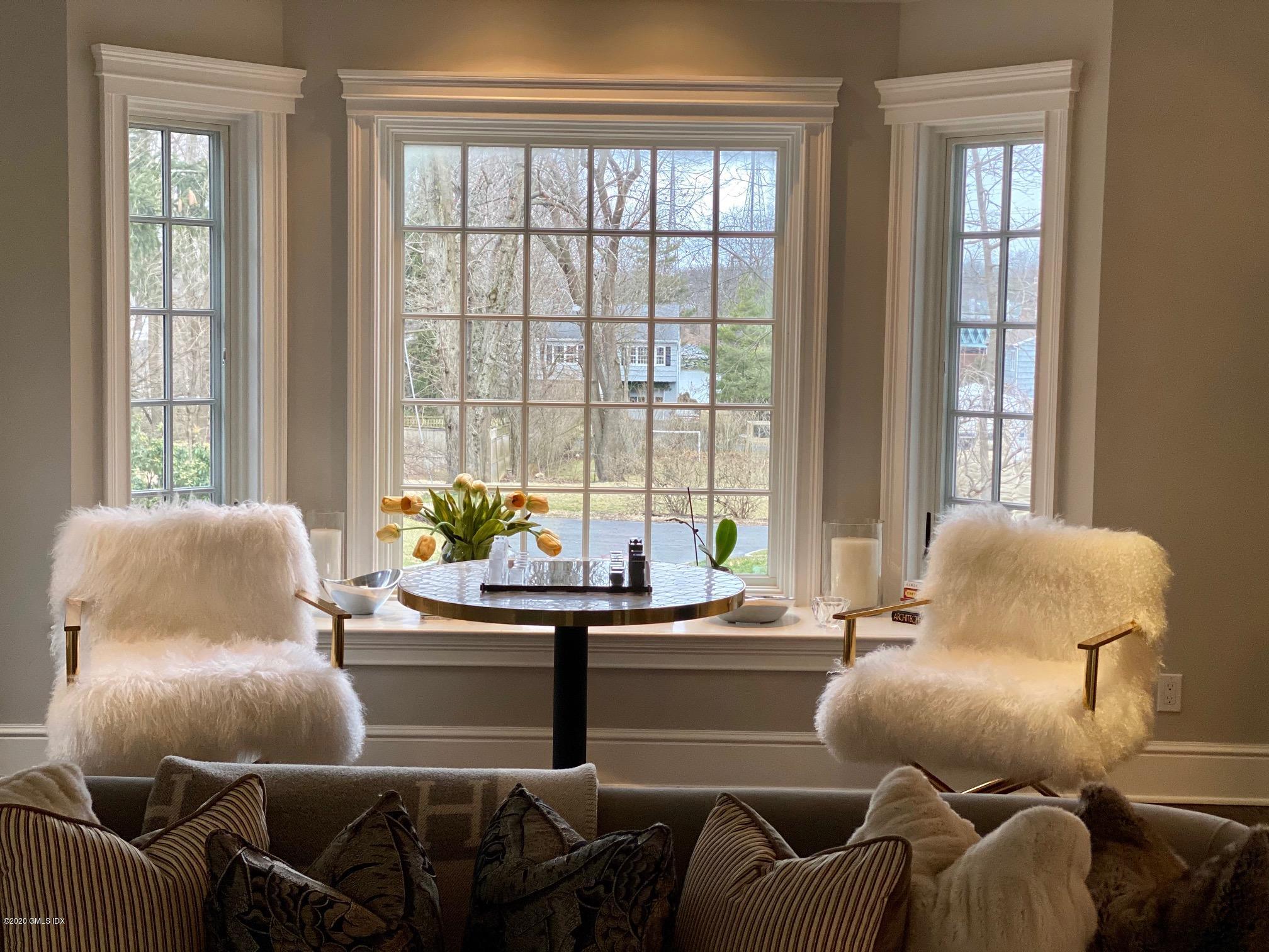 1 Club Road Riverside, CT 06878 - Photo 7 of 37 a living room with furniture and a window