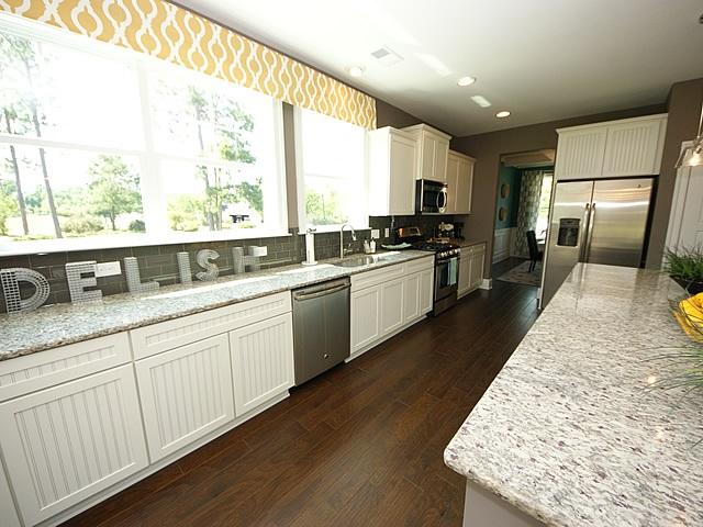 167 Hickory Ridge Way Summerville, SC 29483 - Photo 23 of 32 Kitchen 2