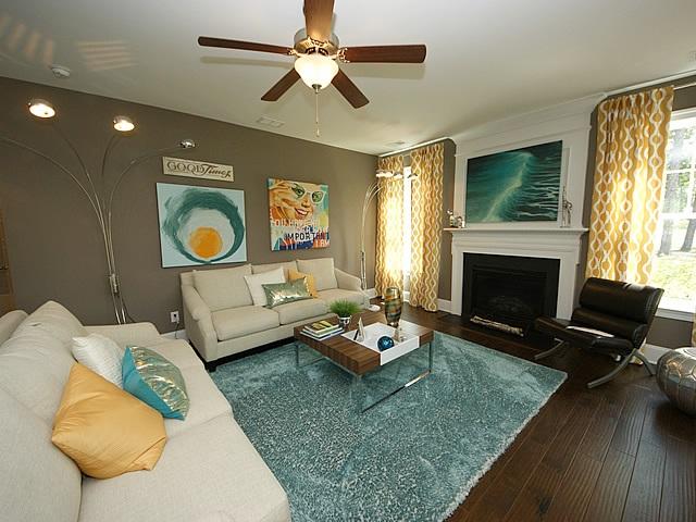 167 Hickory Ridge Way Summerville, SC 29483 - Photo 25 of 32 Living Room