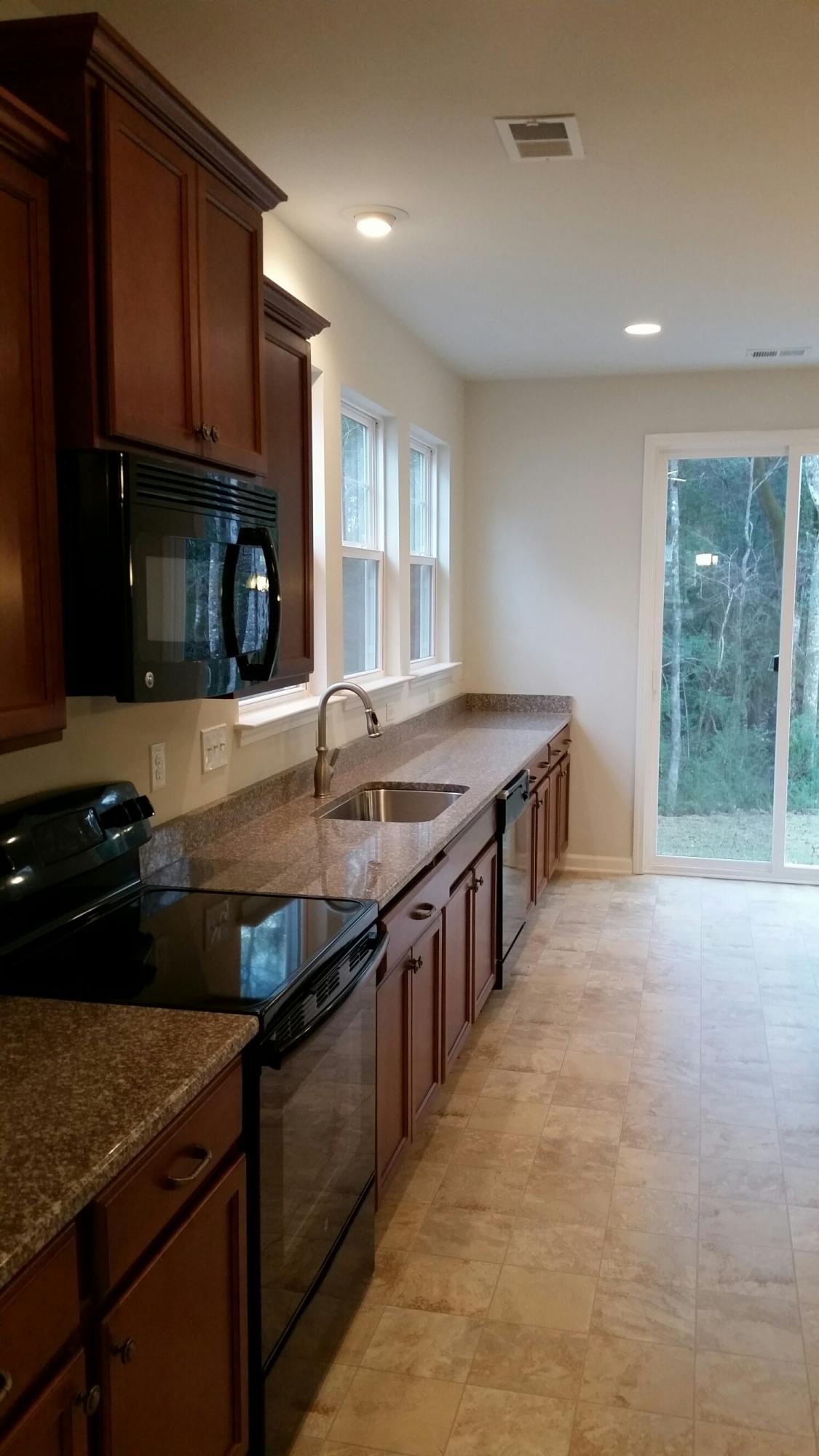 167 Hickory Ridge Way Summerville, SC 29483 - Photo 8 of 32 Kitchen