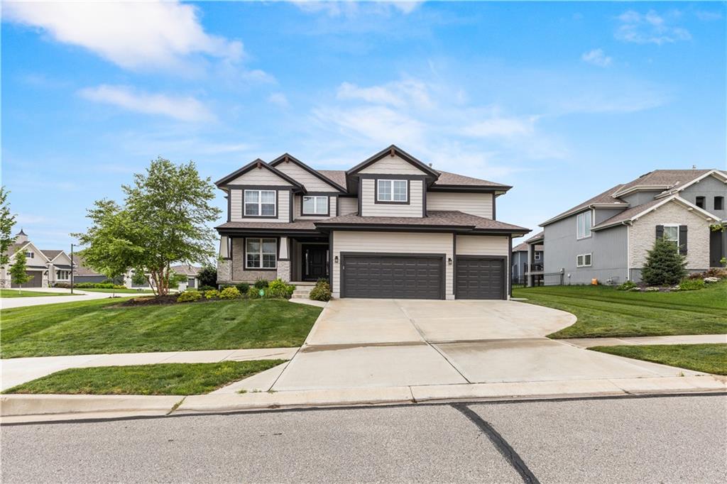 9196 Green Road Lenexa, KS 66227 - Photo 1 of 56