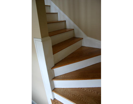 19 Sunset Road, Unit 19 Watertown, MA 02472 - Photo 8 of 17 a view of entryway