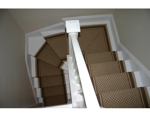 19 Sunset Road, Unit 19 Watertown, MA 02472 - Photo 9 of 17 a view of entryway