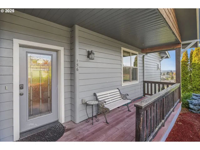 $670,000 | 156 Wetleau Drive, Lowell, OR 97452