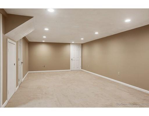 57 Candlestick Road North Andover, MA 01845 - Photo 39 of 42 Gallery Image 39