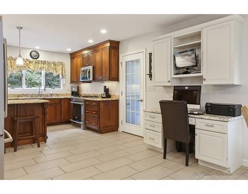 57 Candlestick Road North Andover, MA 01845 - Photo 5 of 42 Gallery Image 5