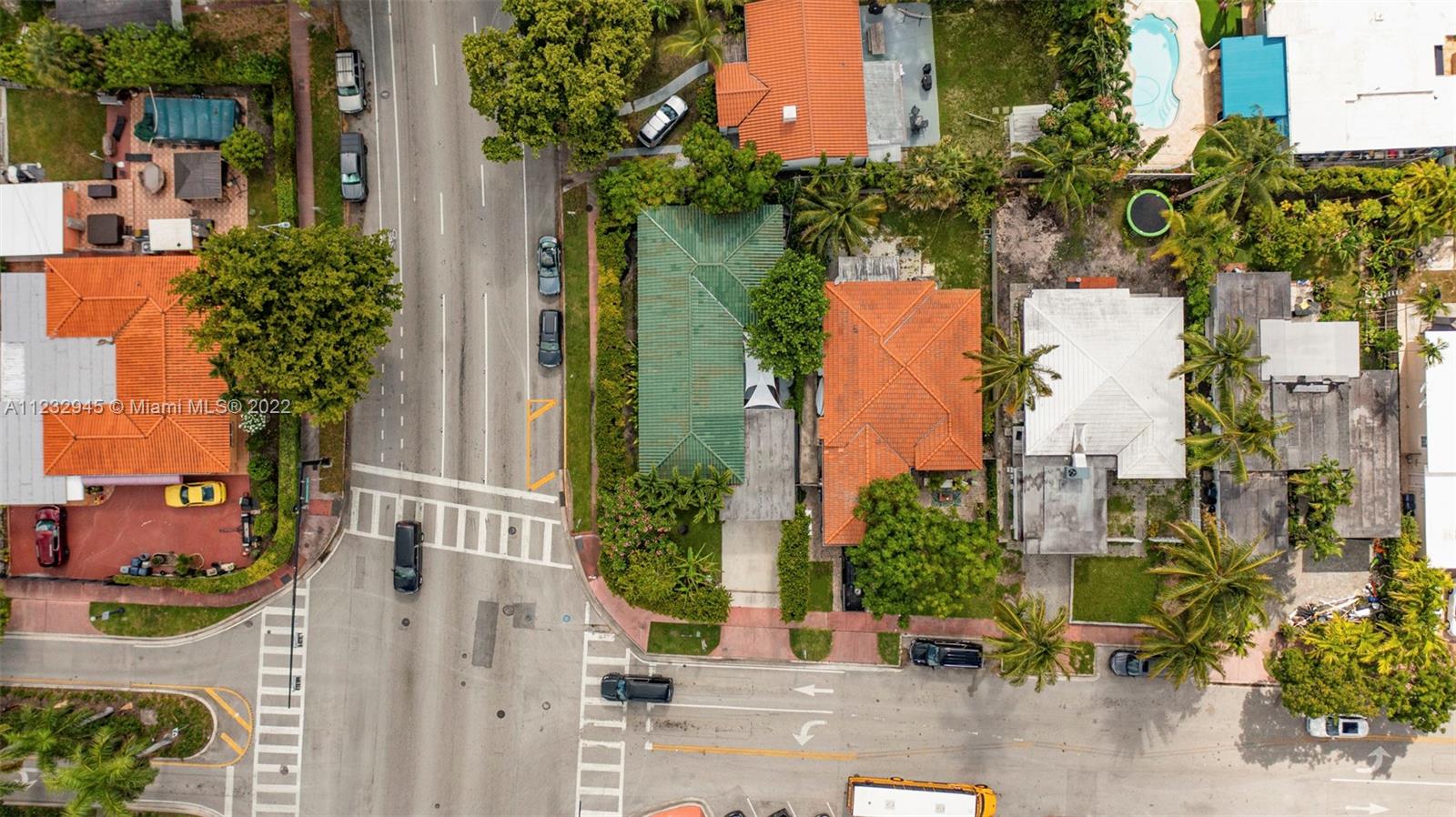 1598 Normandy Drive Miami Beach, FL 33141 - Photo 37 of 40