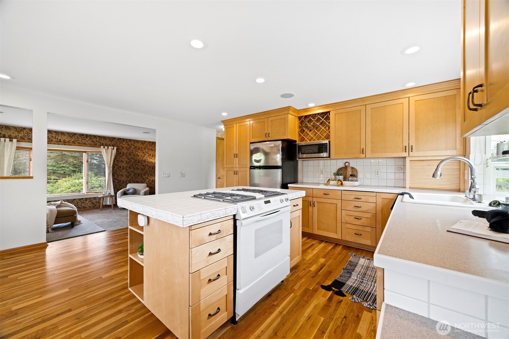 347 West King Tut Road Bellingham, WA 98226 - Photo 11 of 40