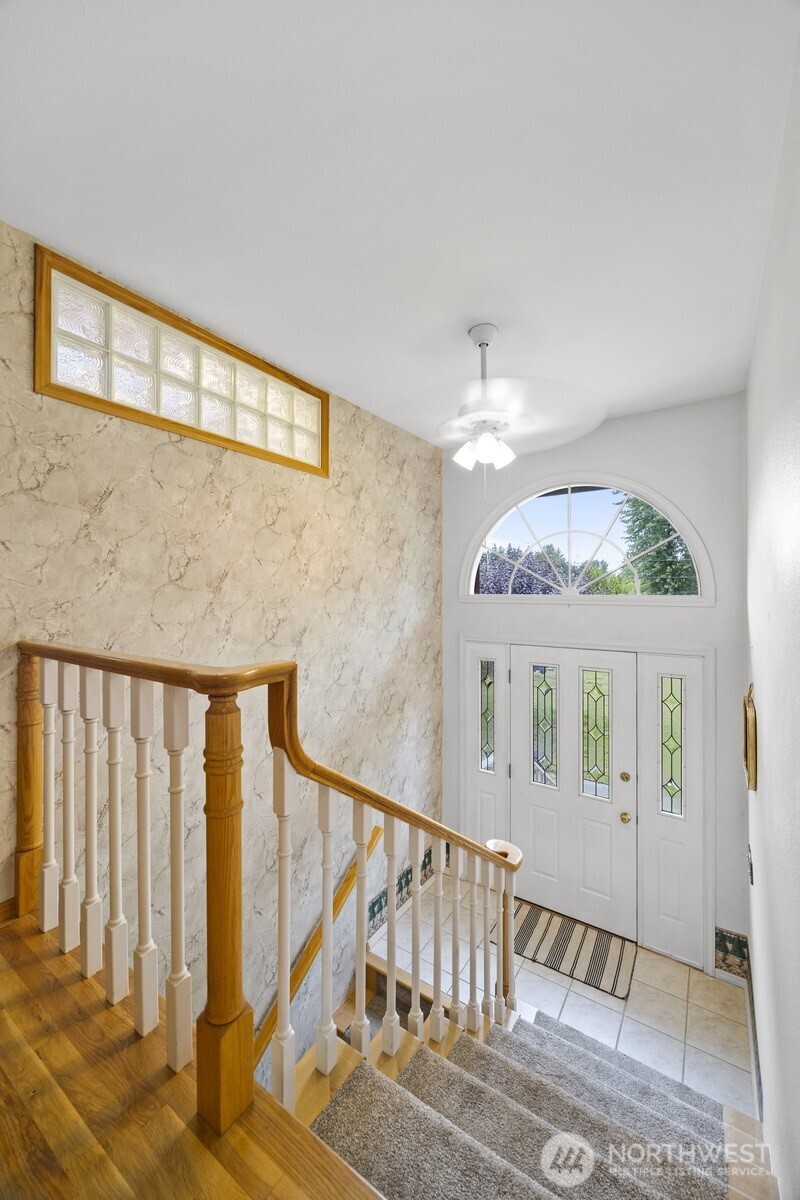 347 West King Tut Road Bellingham, WA 98226 - Photo 2 of 40