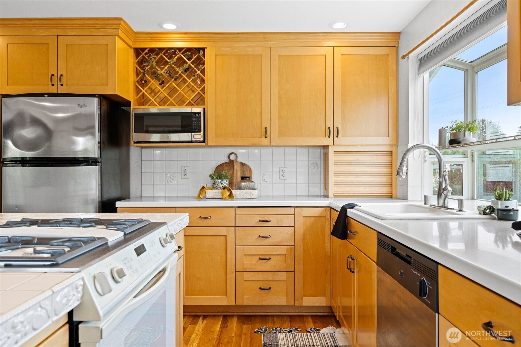 347 West King Tut Road Bellingham, WA 98226 - Photo 10 of 40