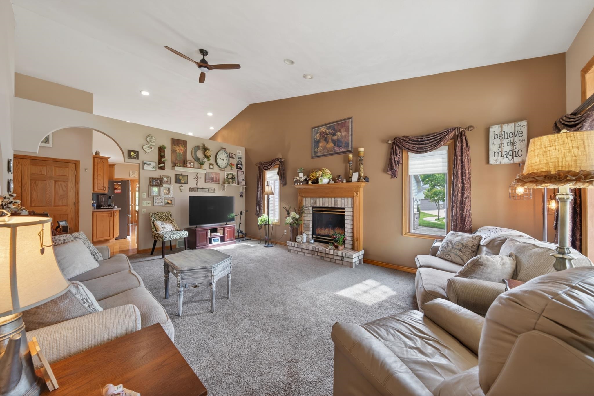 1818 East Sylvan Avenue Appleton, WI 54915 - Photo 5 of 48