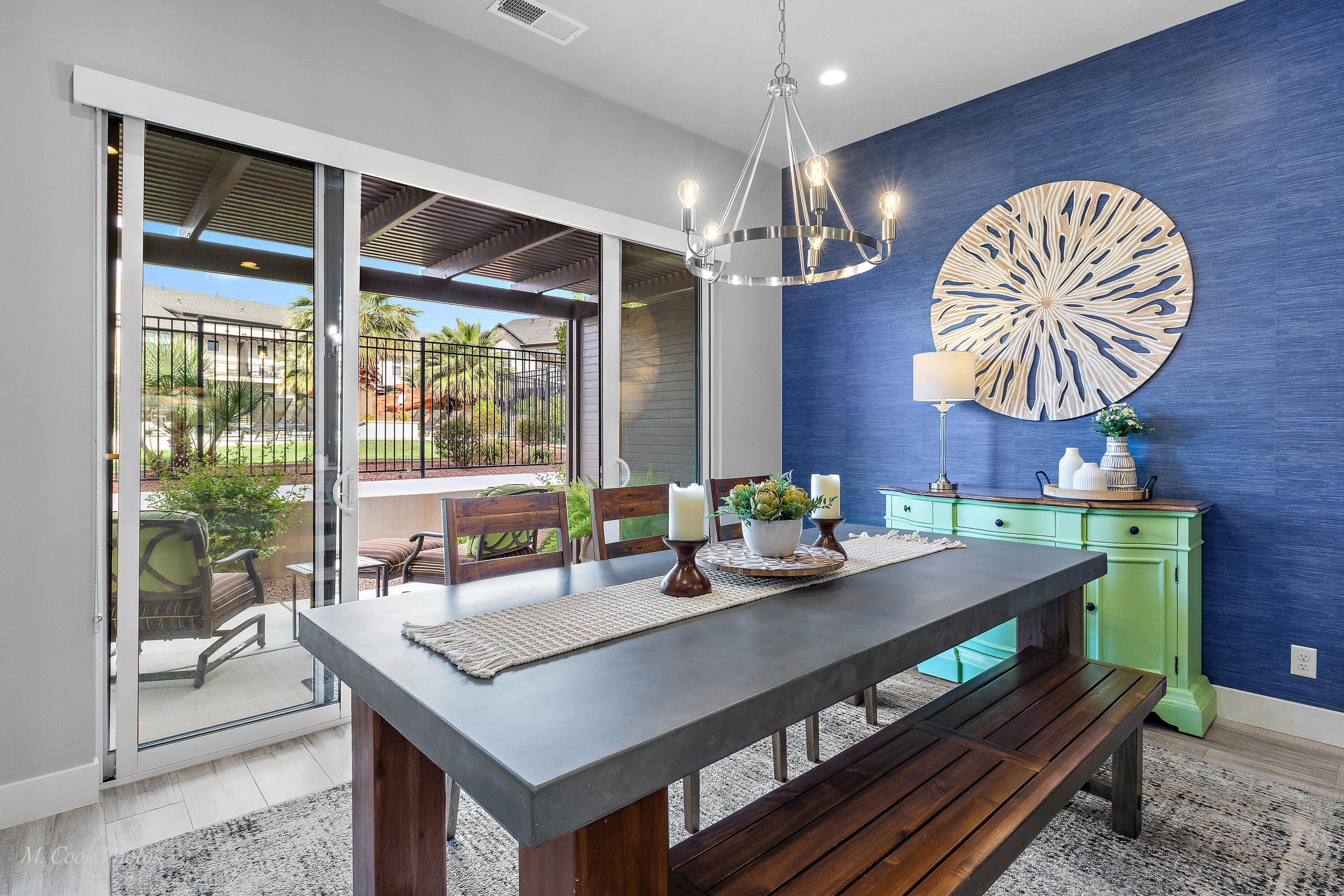2600 North Ocotillo Way, Unit 19 Santa Clara, UT 84765 - Photo 11 of 51 dining area with bright windows