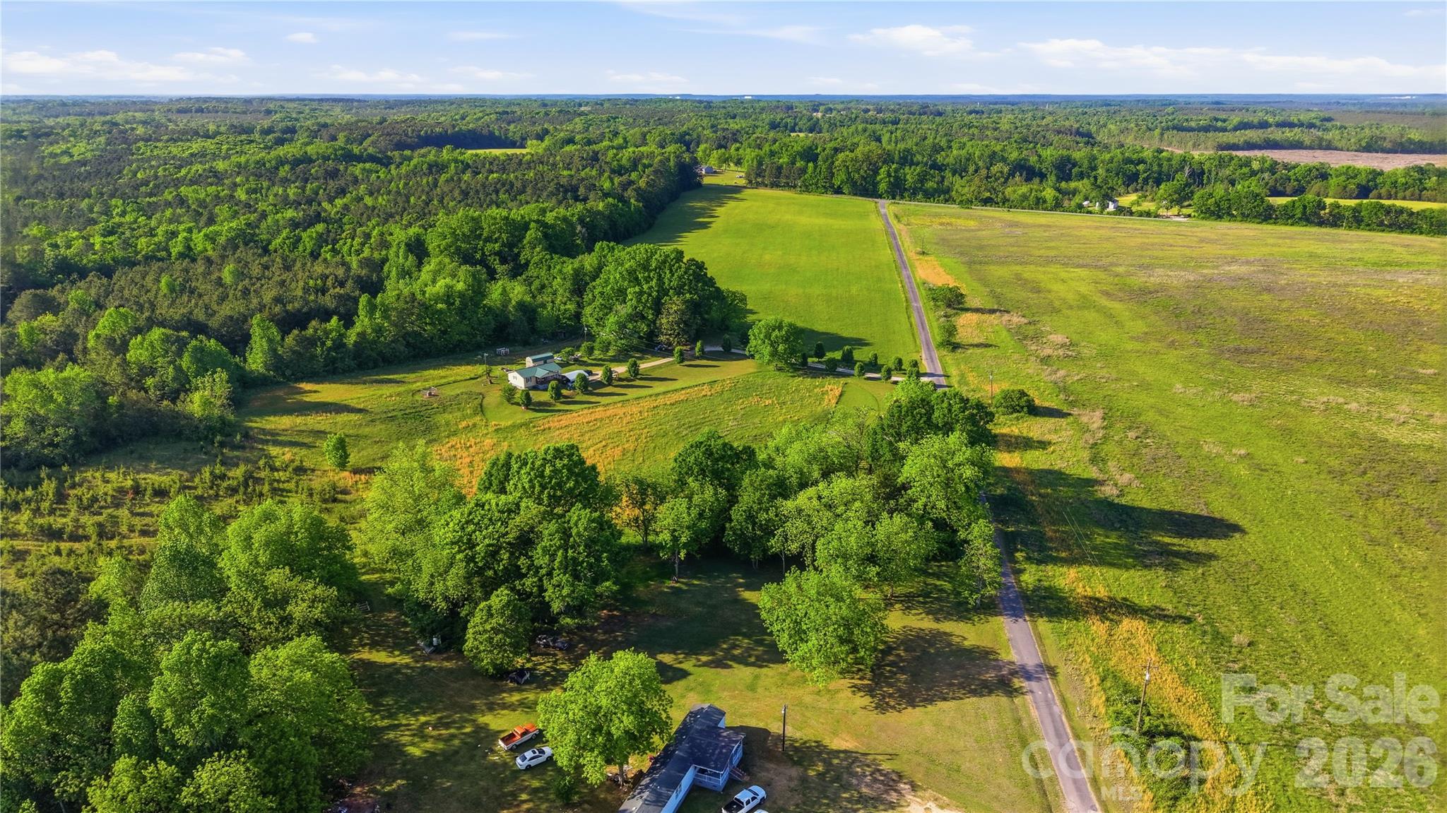 2004 Discovery Road Blackstock, SC 29014 - Photo 10 of 11 a view of a city