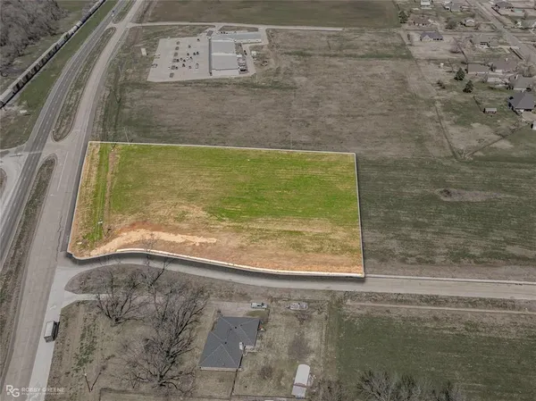 $1,400,000 | 411 Safe Harbor Drive, Bossier City, LA 71111