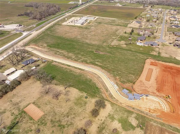 $1,400,000 | 411 Safe Harbor Drive, Bossier City, LA 71111