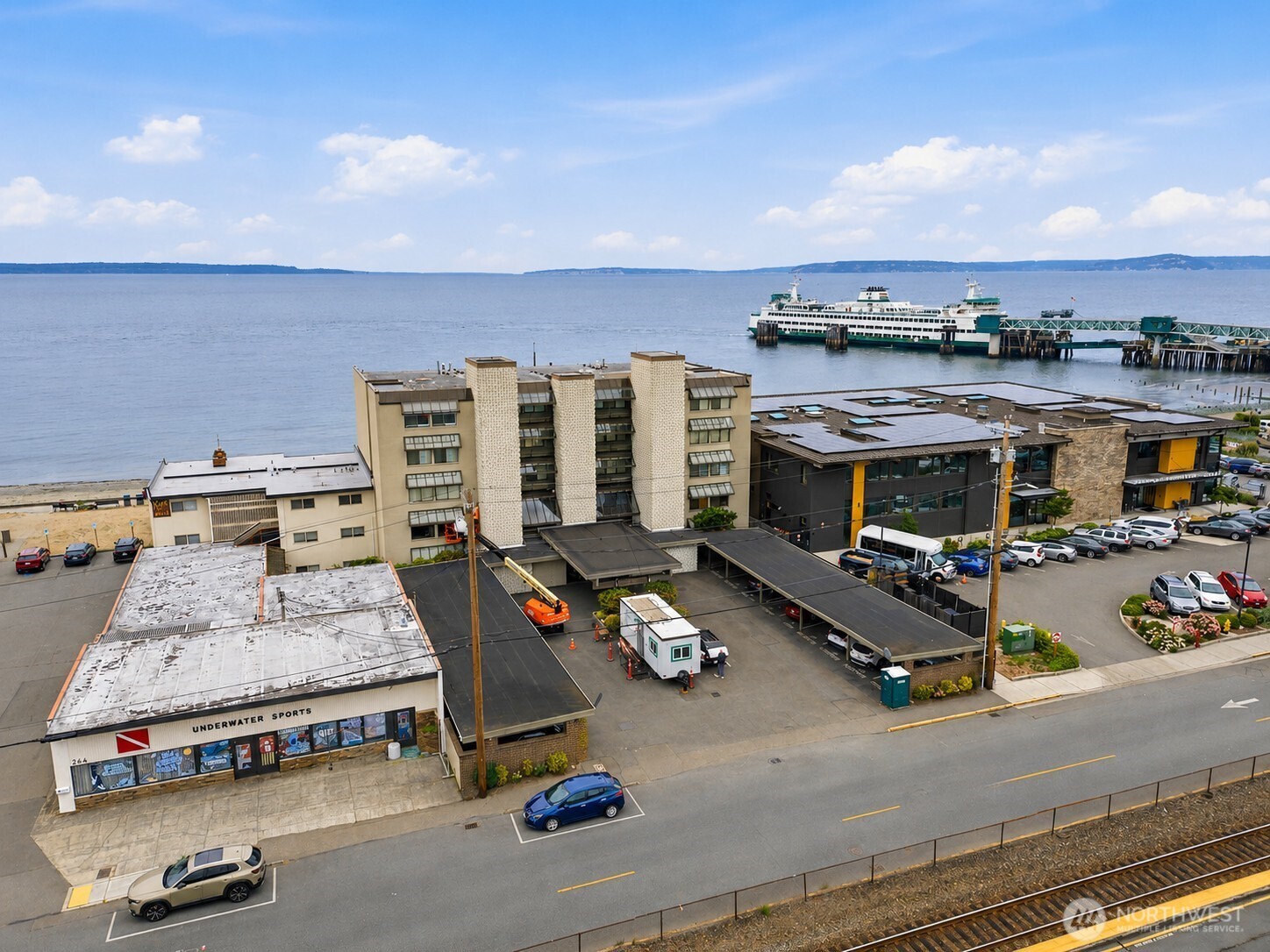 200 Beach Place, Unit 103 Edmonds, WA 98020 - Photo 17 of 33