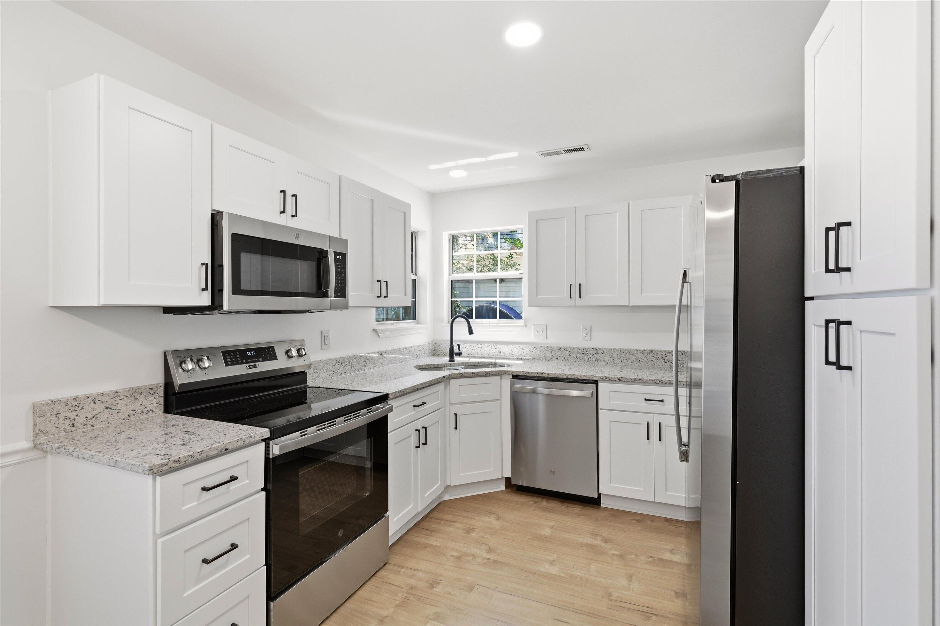 2403 Castlereagh Road Charleston, SC 29414 - Photo 16 of 35 13-009_DSC01388