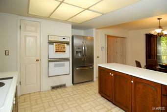 12623 Robyn Road St. Louis, MO 63127 - Photo 14 of 41 Gallery Image 14