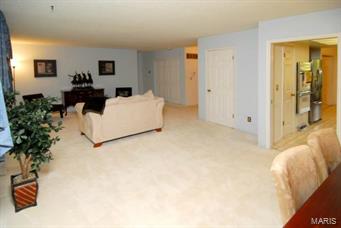 12623 Robyn Road St. Louis, MO 63127 - Photo 8 of 41 Gallery Image 8
