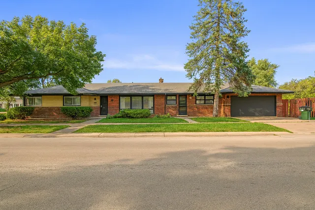 $199,999 | 15547 Drexel Avenue, Dolton, IL 60419