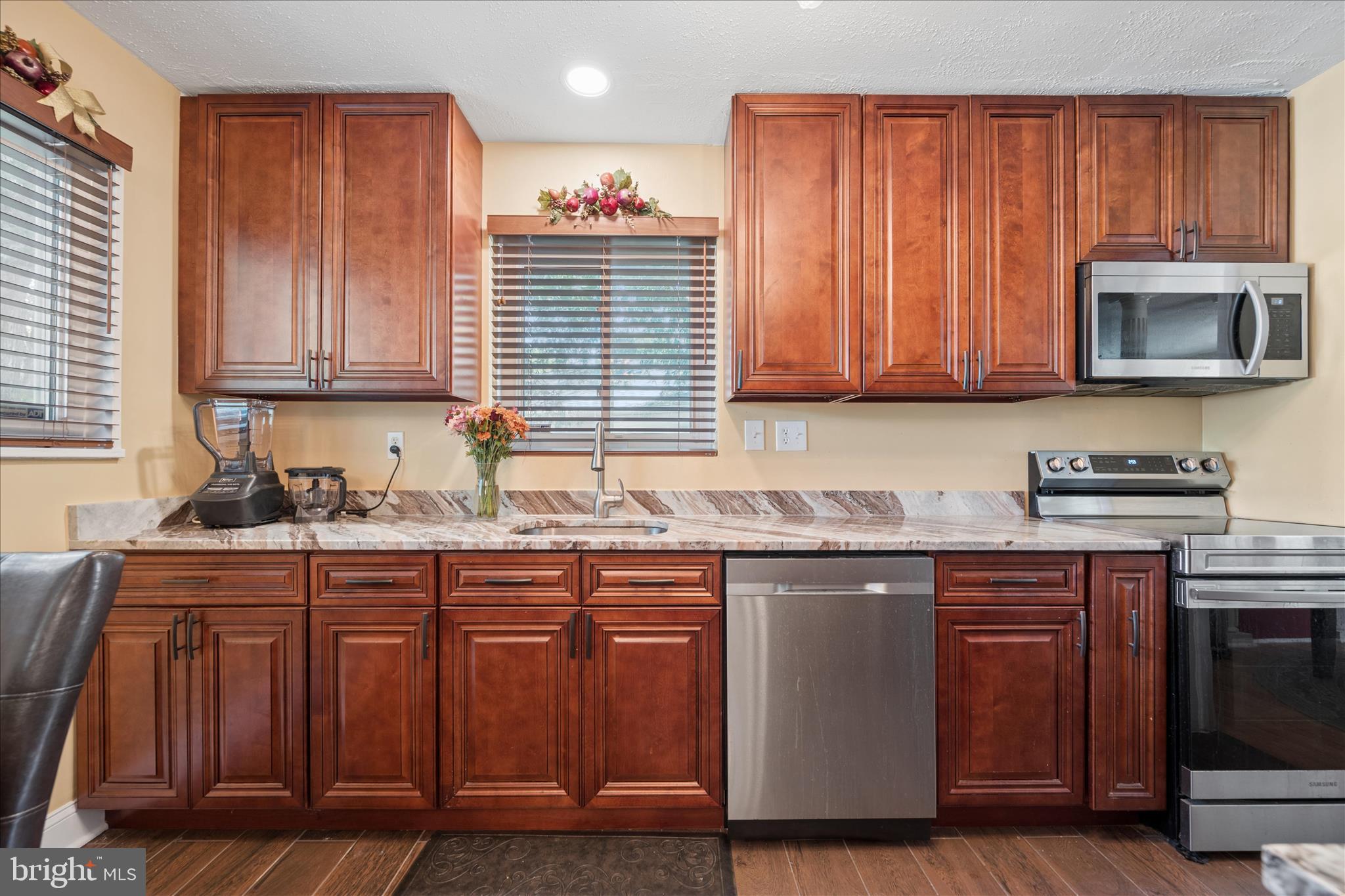 6803 Adelphi Road University Park, MD 20782 - Photo 19 of 55 Kitchen