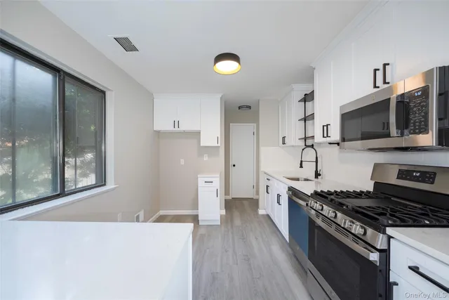 $320,000 | 2206 Mulberry Court, Poughkeepsie, NY 12603