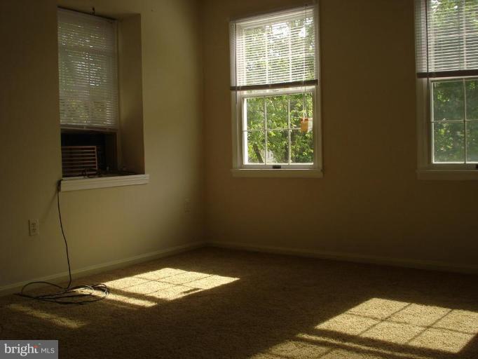 13009 Freeland Road Rockville, MD 20853 - Photo 12 of 24 Bedroom #3