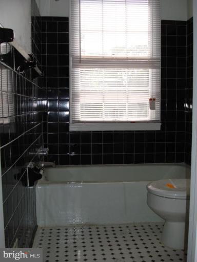 13009 Freeland Road Rockville, MD 20853 - Photo 14 of 24 Bath #2