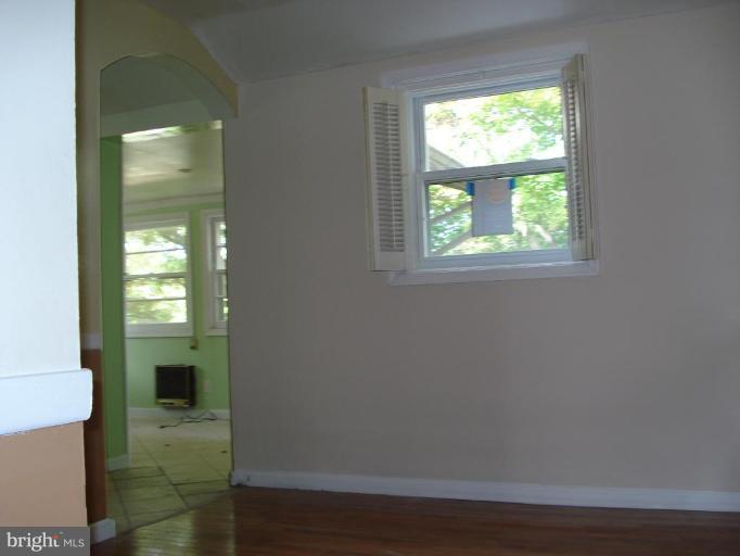 13009 Freeland Road Rockville, MD 20853 - Photo 8 of 24 Dining Room