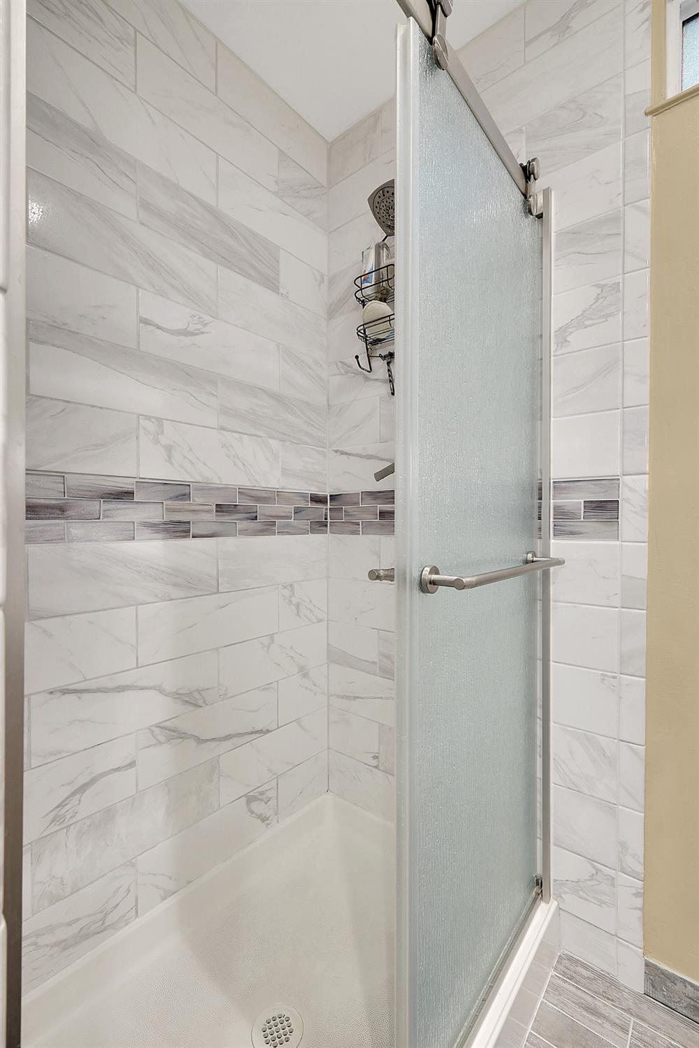 1213 Gary Way Carmichael, CA 95608 - Photo 29 of 51
