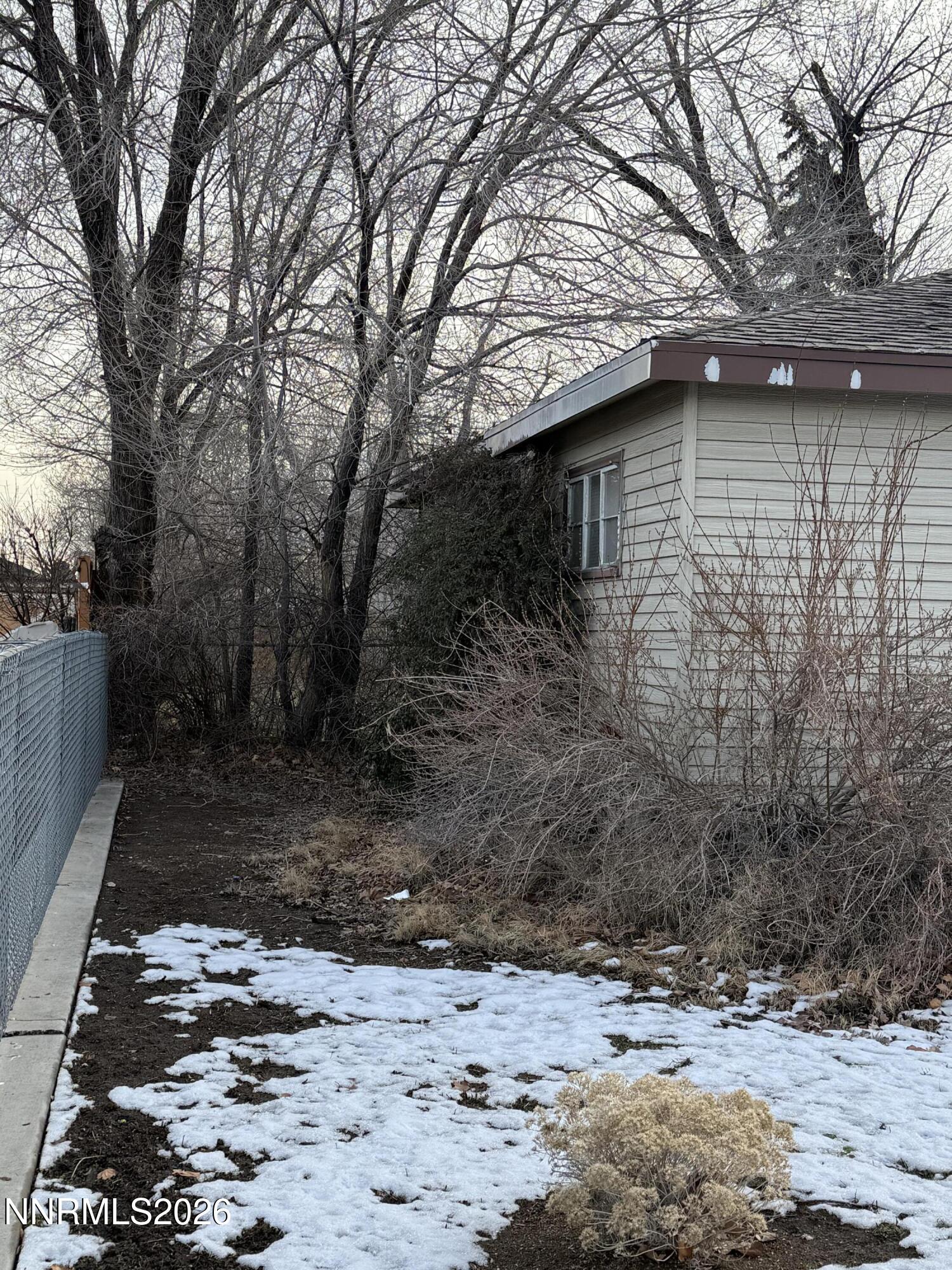 870 Capitol Hill Avenue Reno, NV 89502 - Photo 24 of 24 a view of a house with a yard