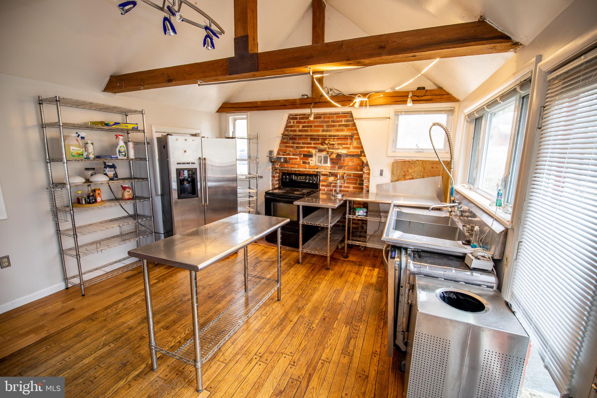 15406 Riding Stable Road Laurel, MD 20707 - Photo 11 of 62 Commercial style kitchen